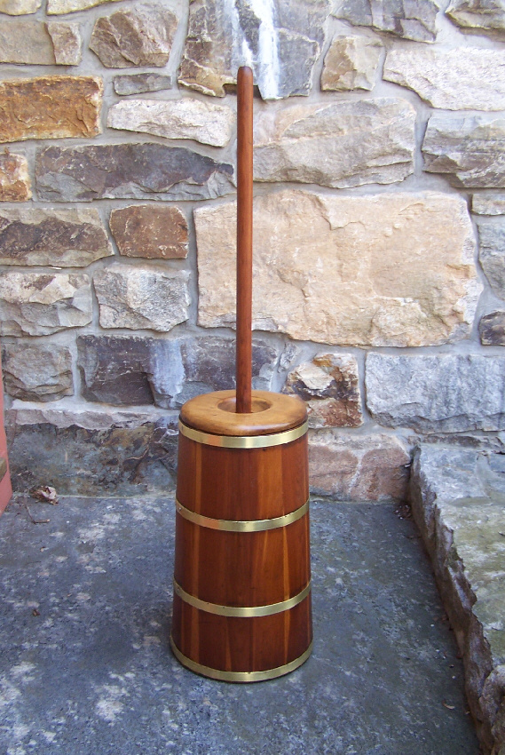 #8140 American Country kitchen butter churn c1860 For Sale | Antiques