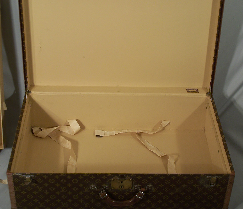 #7906 Vintage Louis Vuitton Monogram suitcase trunk from Paris For Sale | 0 | Classifieds