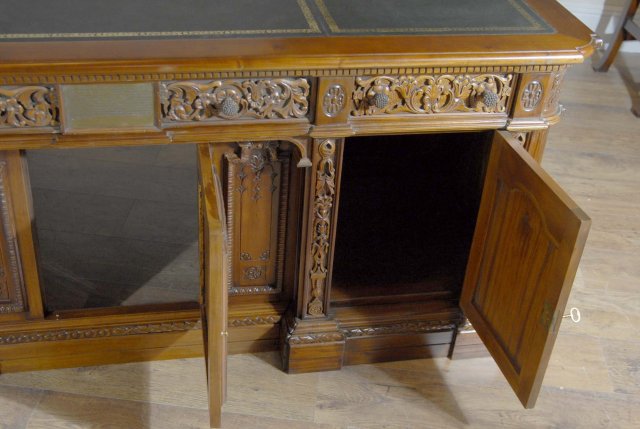 Unique Large Presidents Resolute Desk For Sale Antiques Com