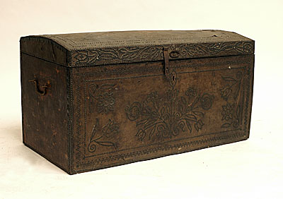 Leather Furniture Maryland on Antique Furniture    Antique Chests   Trunks For Sale Catalog 4
