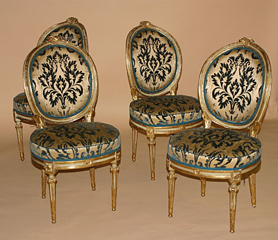 Italian Dining Furniture on Very Fine Northern Italian  Painted And Parcel Gilded Dining Chairs
