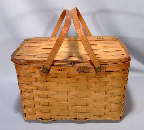 Picnic Basket Vintage 54