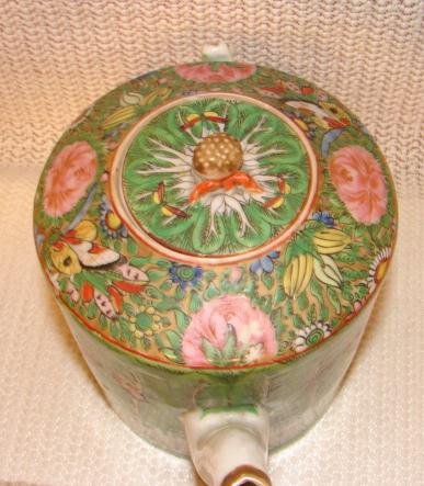 1890 CHINESE EXPORT CABBAGE LEAF TEAPOT For Sale | Anti