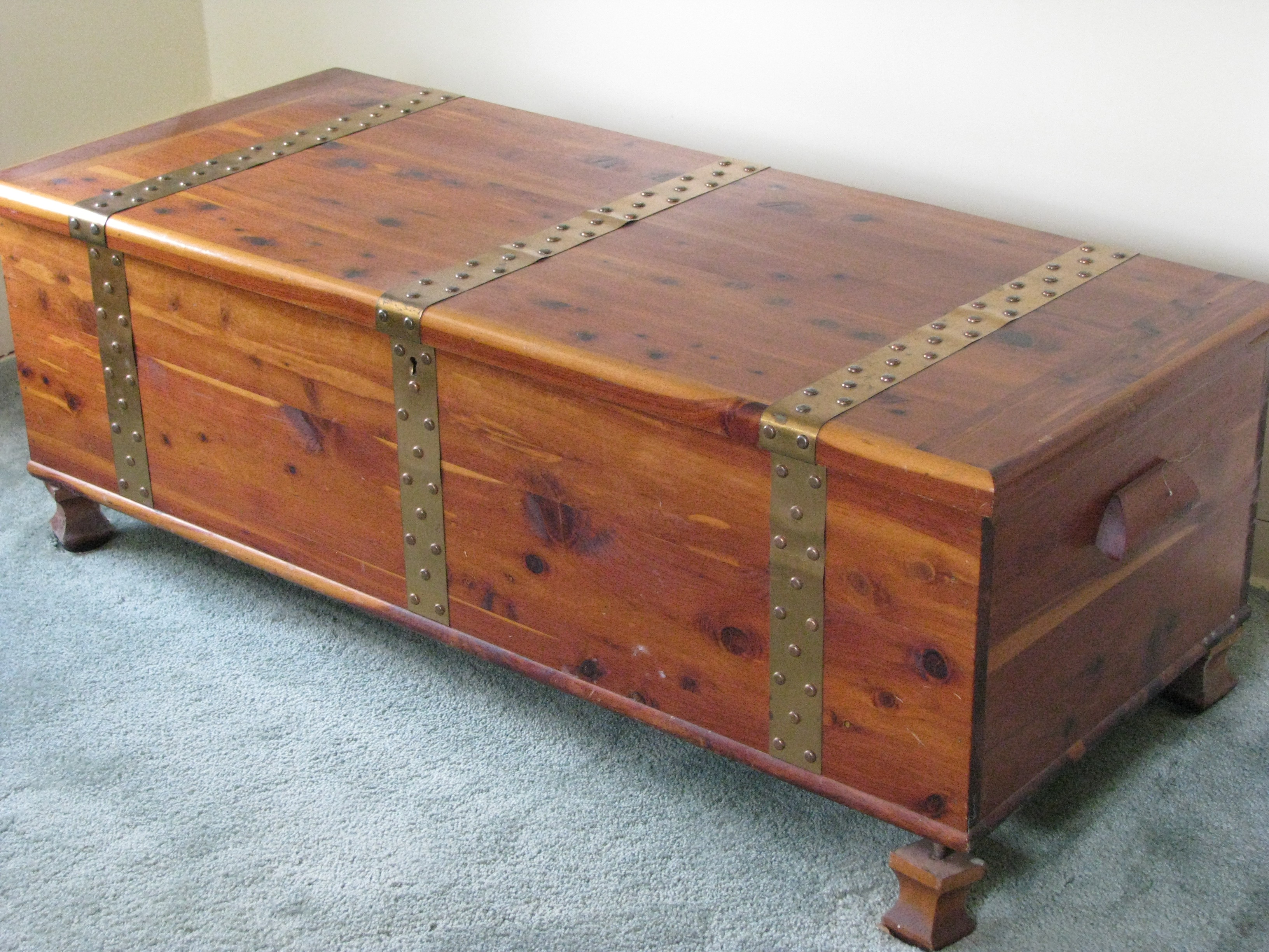 solid cedar chest For Sale | 0 | Classifieds