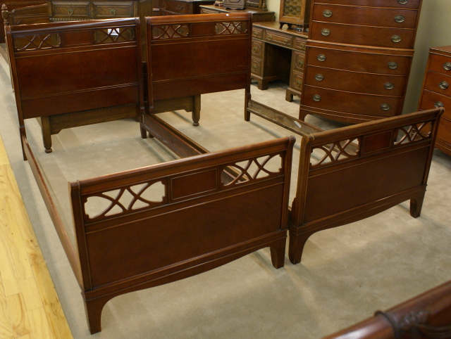 ... Antiques Â» Antique Furniture Â» Antique Beds & Bedroom Sets For Sale