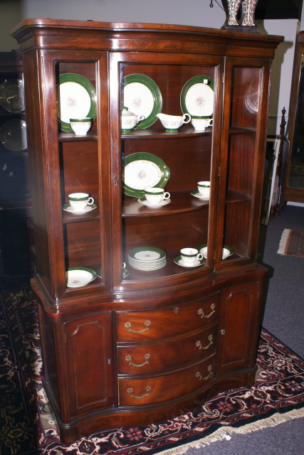 Mahogany Duncan Phyfe Bow Front China Cabinet For Sale Antiques