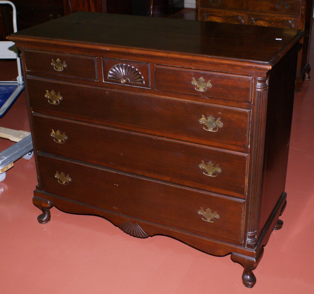Dark Mahogany Queen Anne Dresser By Kling For Sale Antiques Com