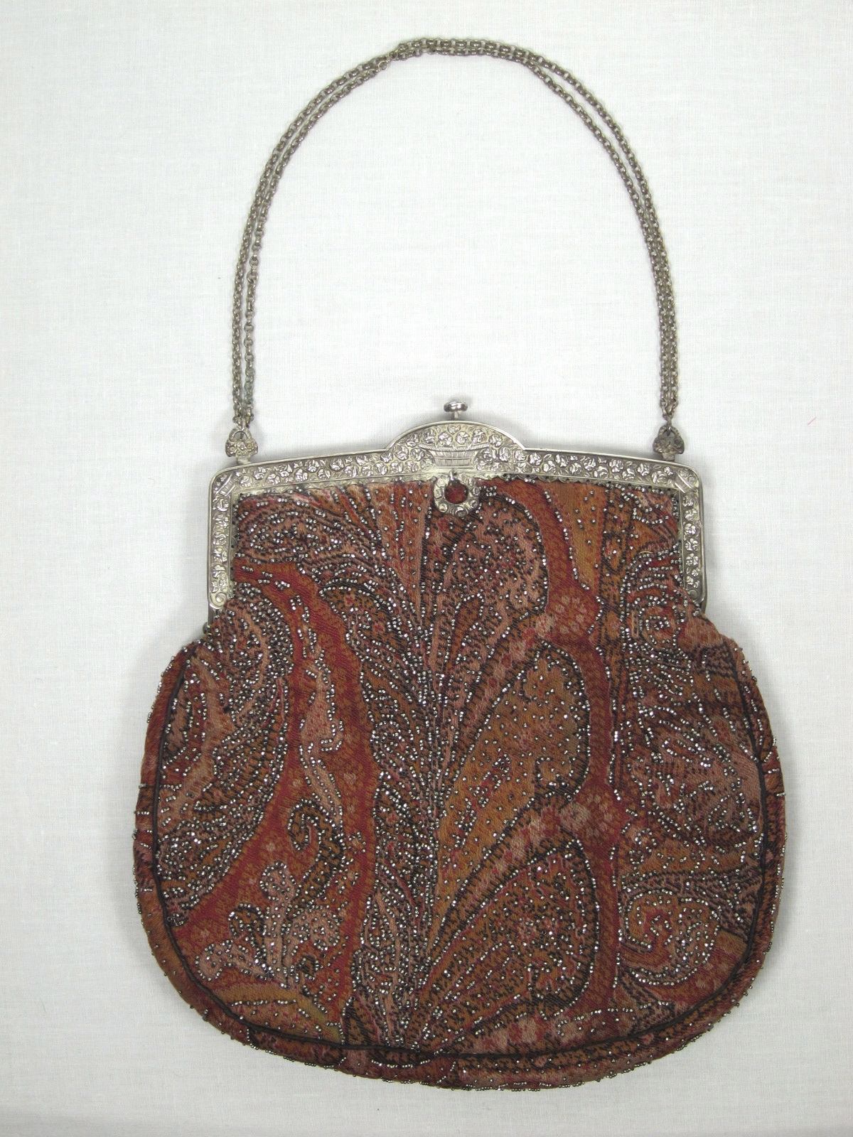 1925 BEADED TAPESTRY PURSE w MIRROR For Sale | Antiques.com | Classifieds