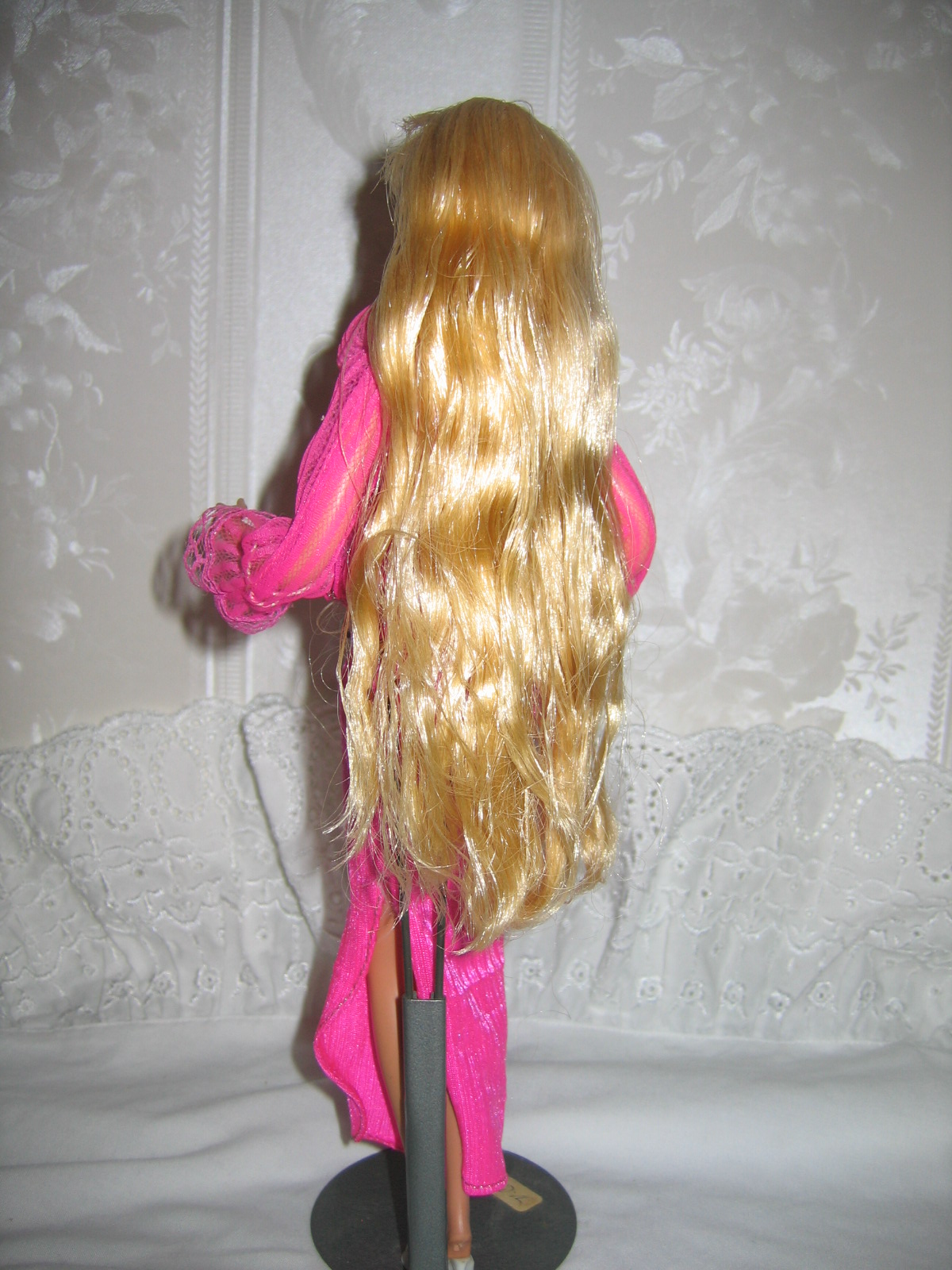 Collectible 1970's Barbie Push Button Back To Move Both Arms Item #5089 ...