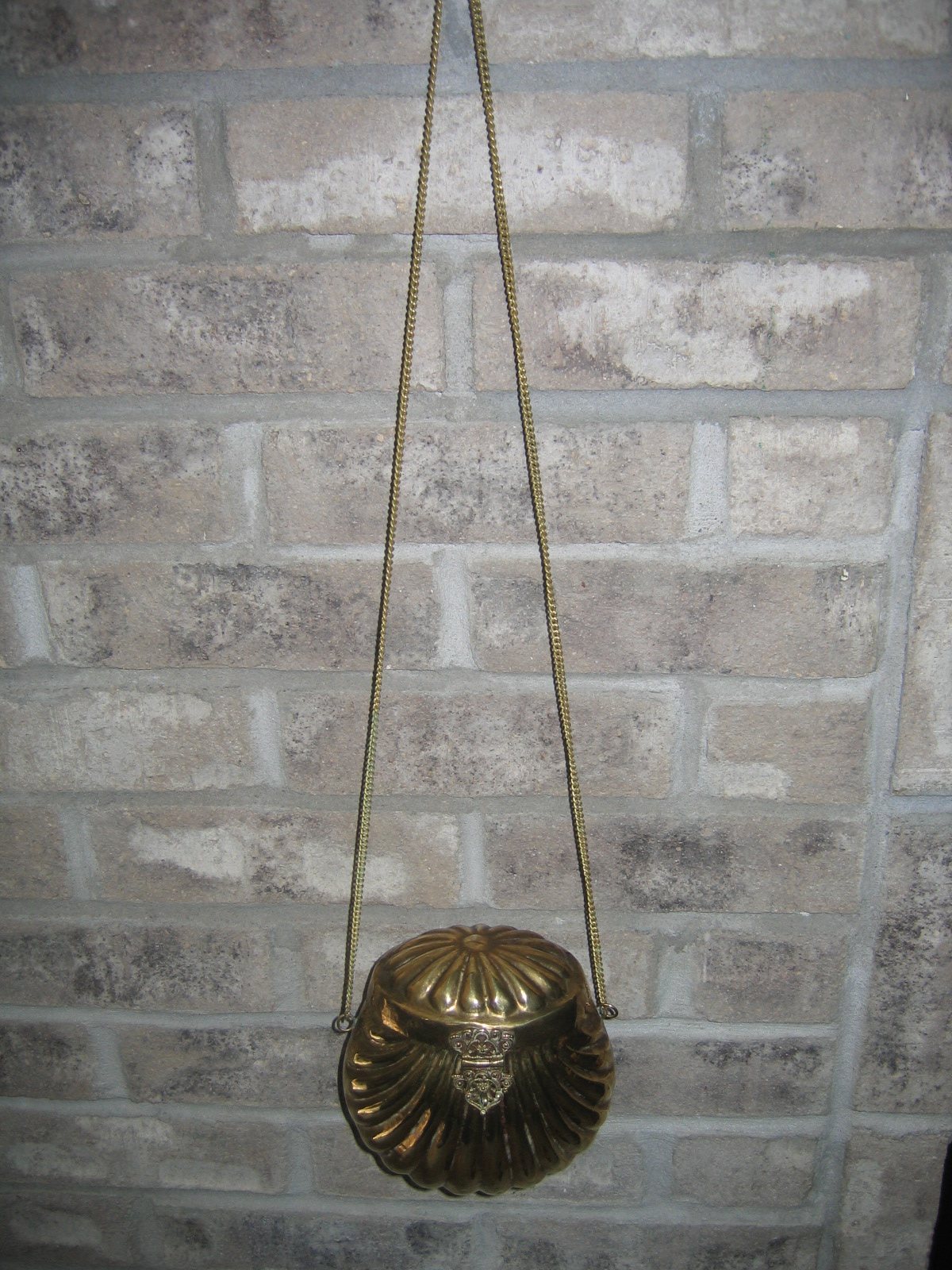 Antique Victorian Ladies Brass Clam Shell Purse Item #514 For Sale