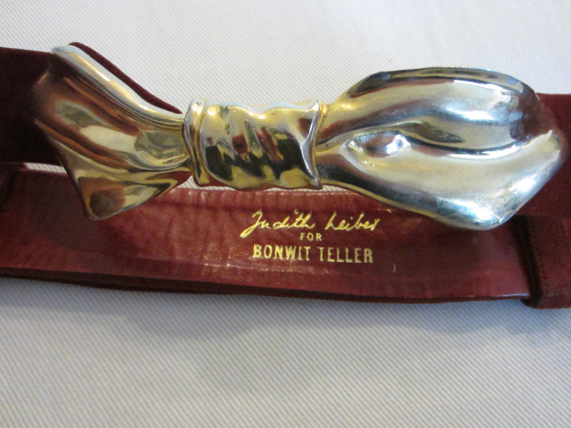 Judith Leiber Red Leather Belt Brass Buckle Designer Signed  display picture 3