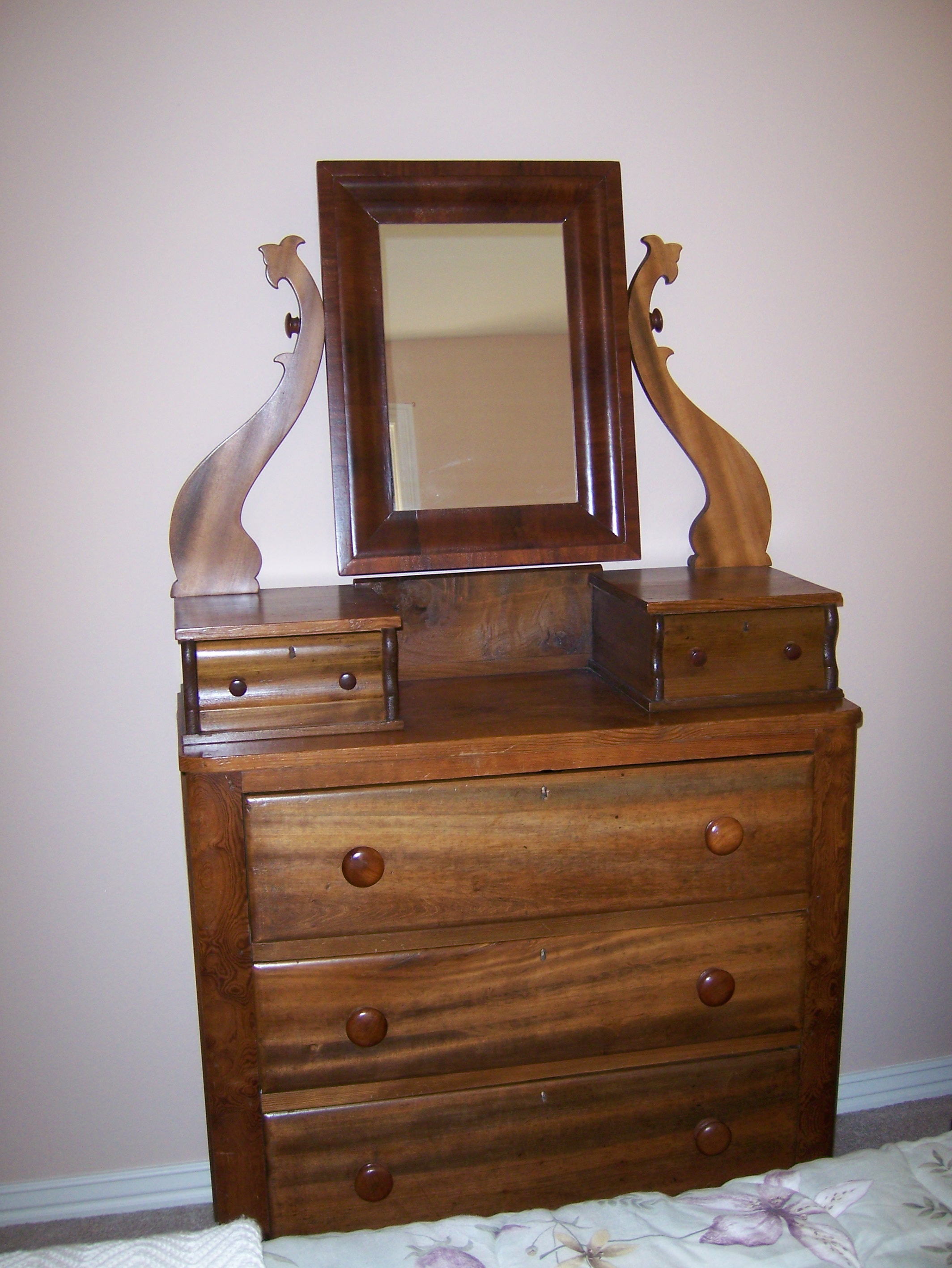 Pine Dresser With Mirror For, Antique Pine Dresser With Mirror