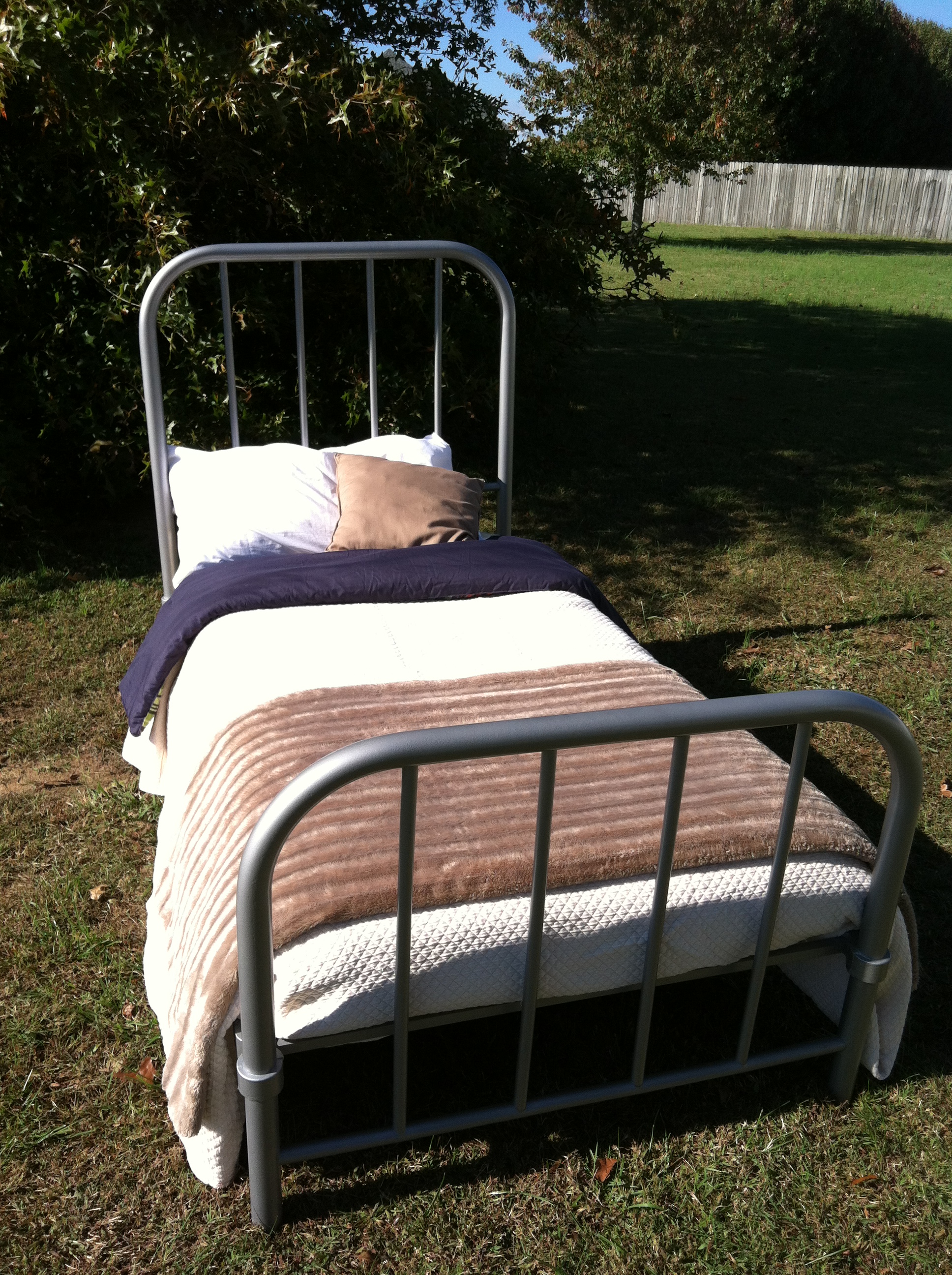 Cast Iron Restaured Twin Bed S, Cast Iron Twin Bed