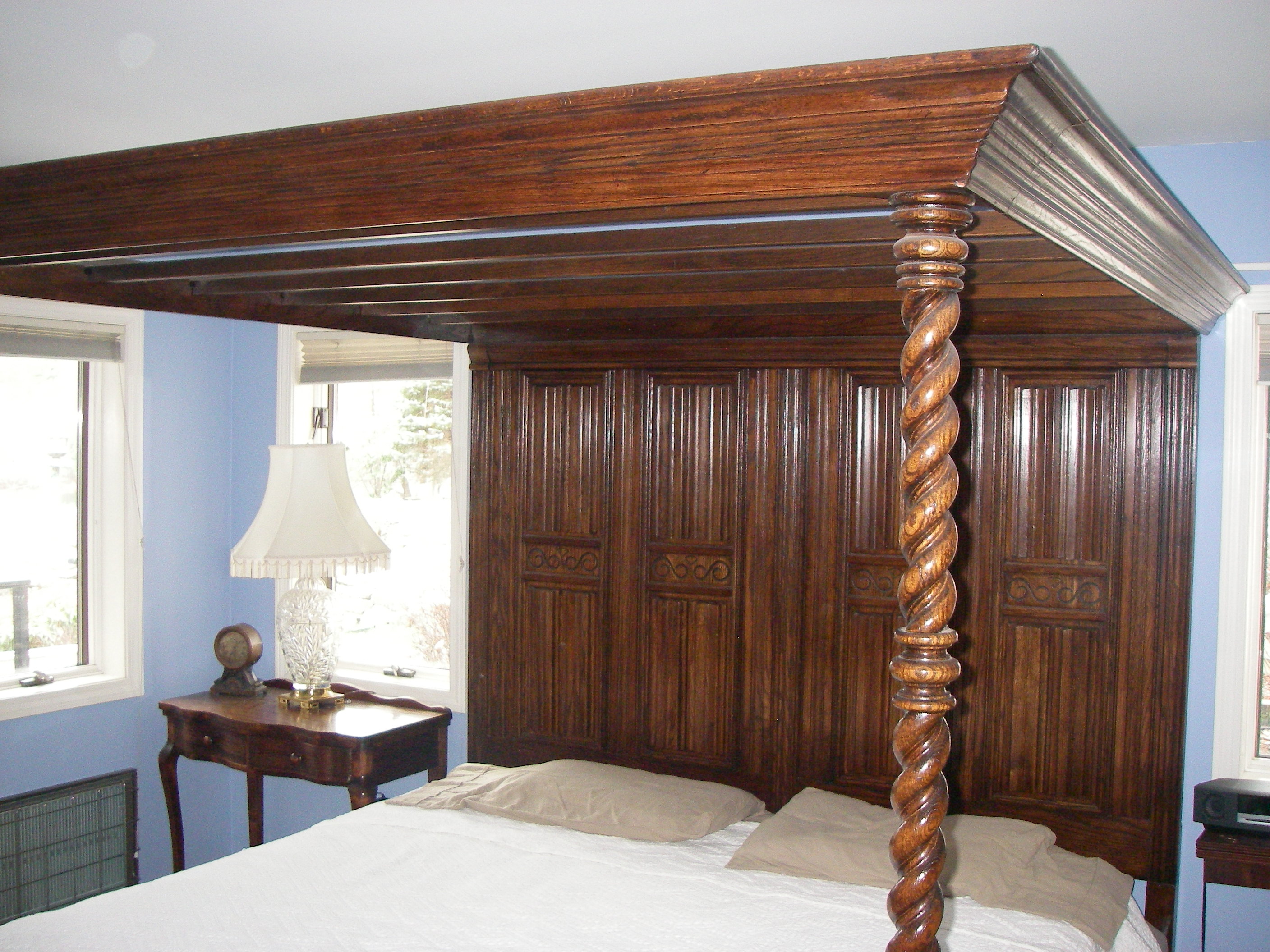 Antiques.com | Classifieds| Antiques » Antique Furniture » Antique Beds