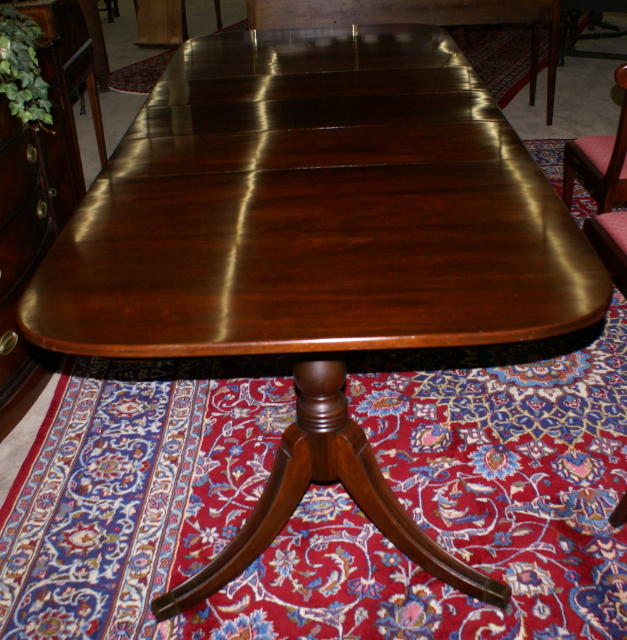 Duncan Phyfe dining table and six chairs - $300 (Texarkana AR) for